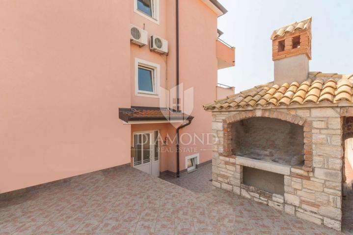 Novigrad, stan 134 m2 s predivnim pogledom na more!