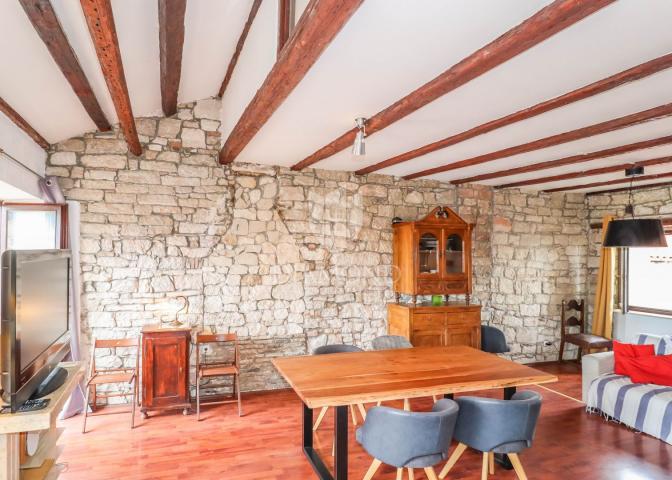 EXCLUSIVE! Rovinj, beautiful apartment with sea view!