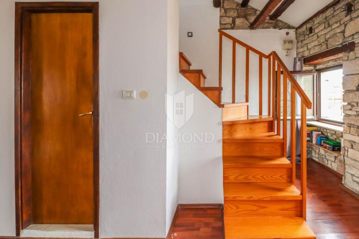 EXCLUSIVE! Rovinj, beautiful apartment with sea view!