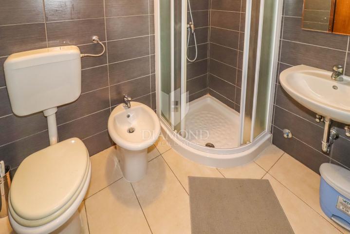 EXCLUSIVE! Rovinj, beautiful apartment with sea view!