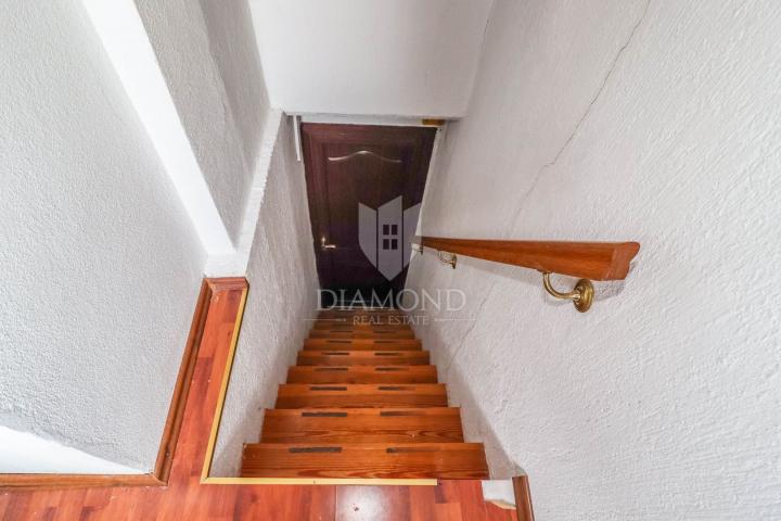 EXCLUSIVE! Rovinj, beautiful apartment with sea view!