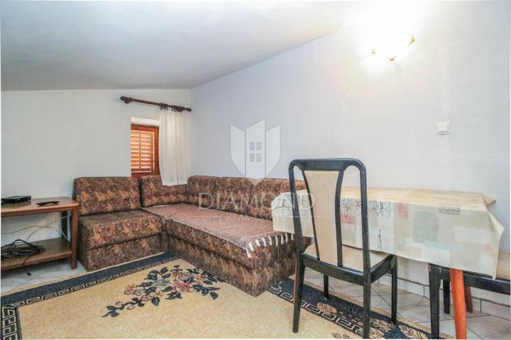 Istrian stone house in a quiet location near Umag