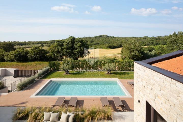 Poreč – surroundings: Dream villa in a peaceful location