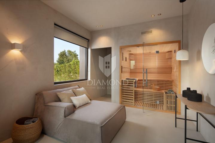 Poreč – surroundings: Dream villa in a peaceful location