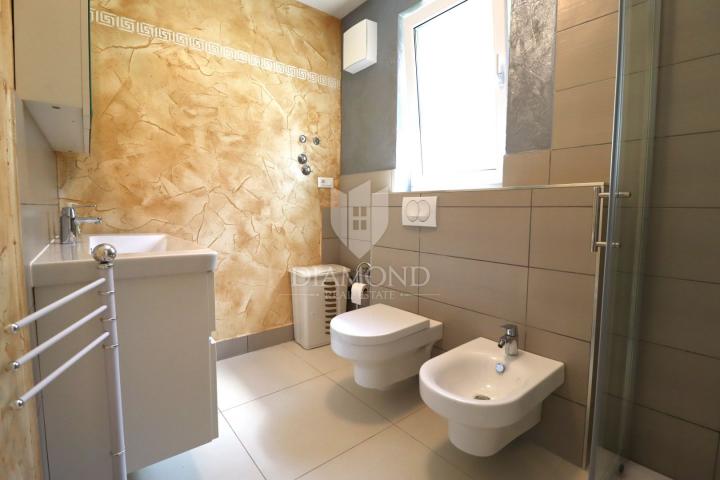 Poreč, Surroundings: Rare Find! Home for Living and Investment
