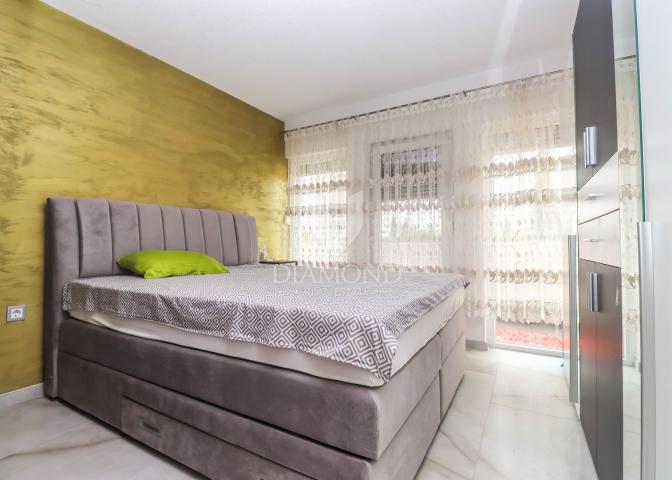 Geräumige Wohnung mit Garten, 3 Schlafzimmer – Medulin!