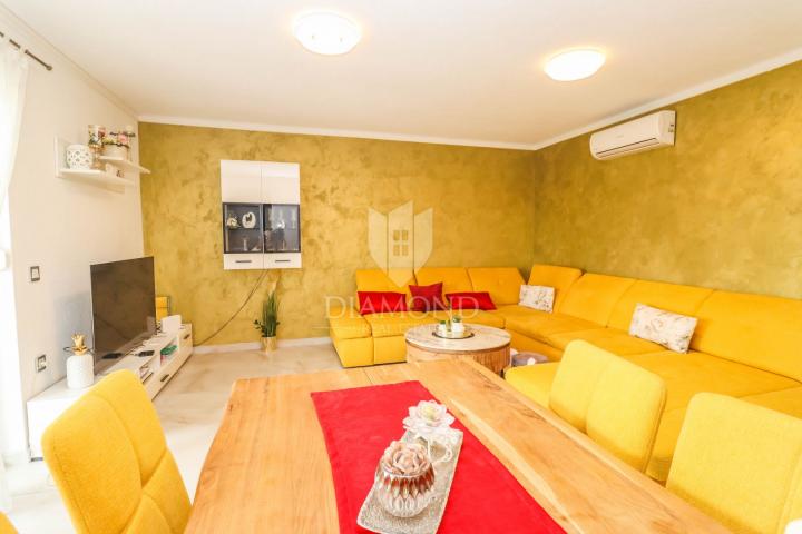 Geräumige Wohnung mit Garten, 3 Schlafzimmer – Medulin!