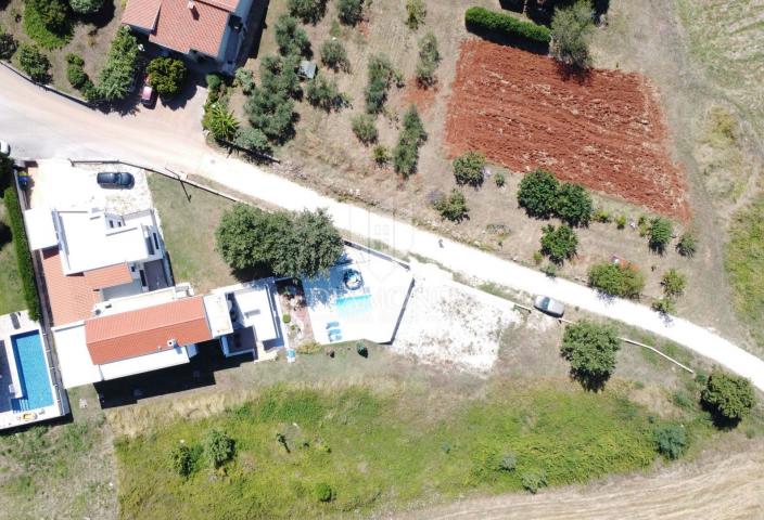 Poreč area, modern villa with 6 apartments