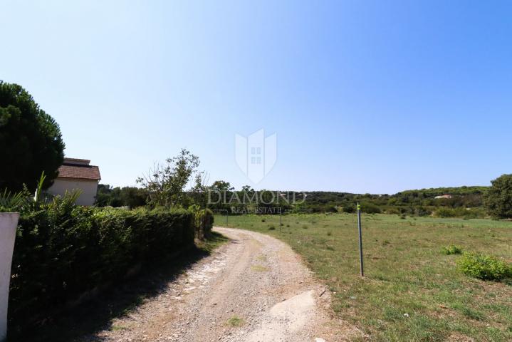 Mixed-use building land – Pula!