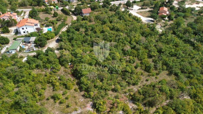Labin, okolica, građevinsko zemljište na odličnoj lokaciji