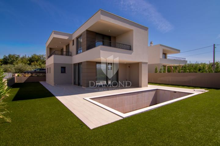 KRK - MODERNA VILLA S BAZENOM