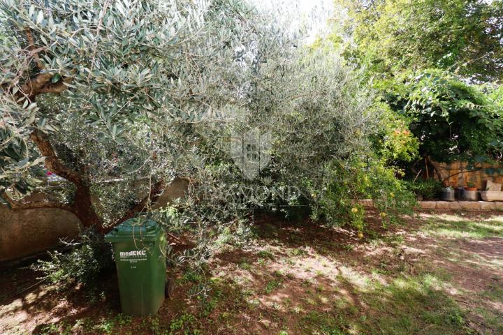OPPORTUNITY! Pomer - detached house 150 m from the sea!