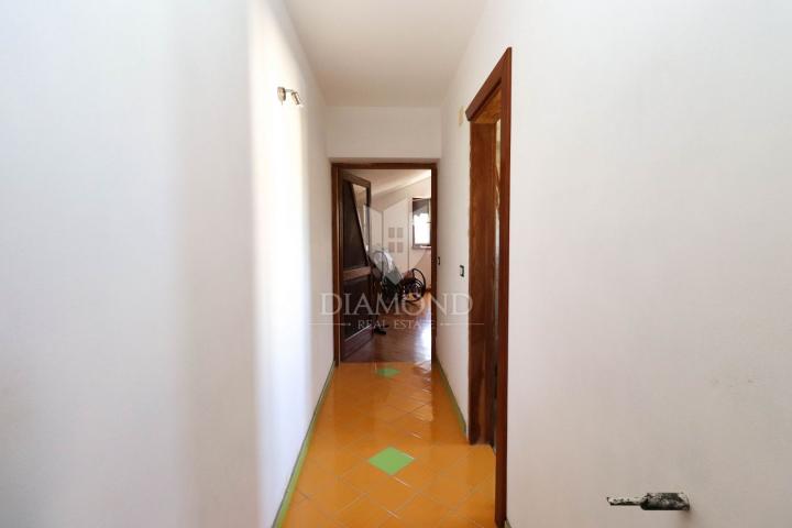 OPPORTUNITY! Pomer - detached house 150 m from the sea!