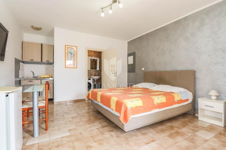 Apartment for renovation and studio near the center of Rovinj