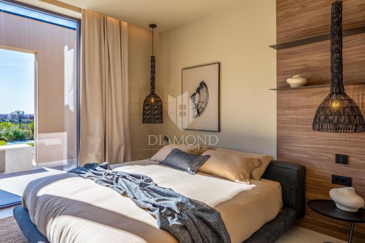 Poreč, Exclusive smart home villa with pool