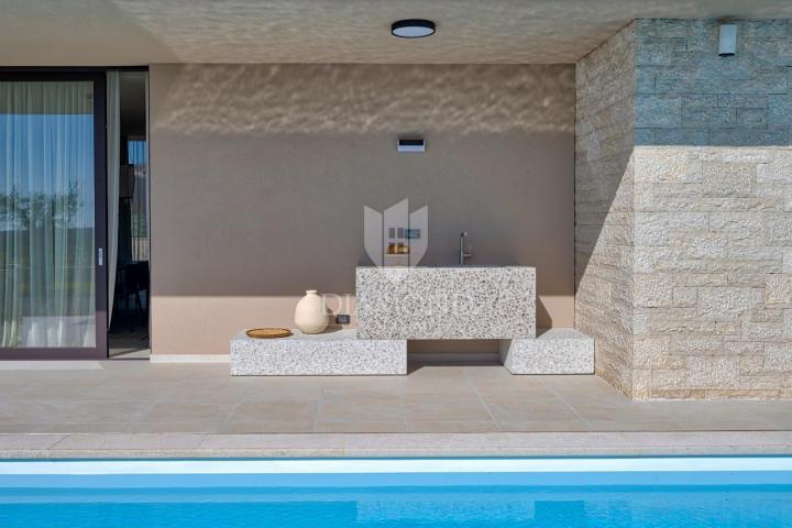 Poreč, Exclusive smart home villa with pool