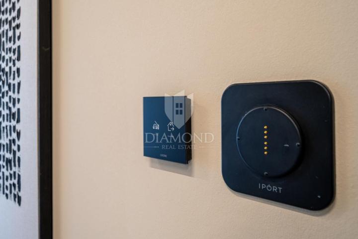 Poreč, smart home vila s panoramskim pogledom na more
