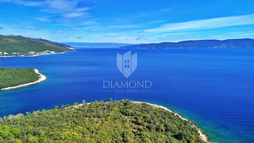 RABAC, OKOLICA, 80 M OD MORA, OČARAVAJUĆA ROH BAU VILLA
