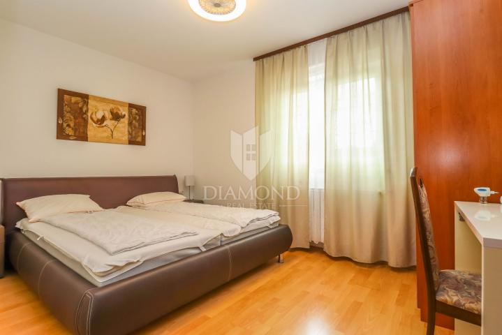 Pula, Veli Vrh – Geräumiges Haus mit mehreren Wohneinheiten, Garage und schönem Garten!