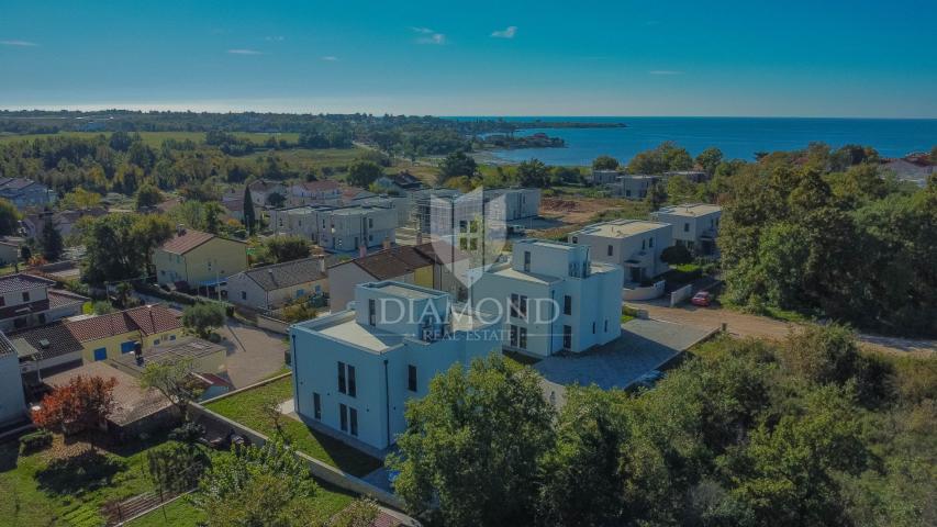 Novigrad, okolica, nova kuća 400 metara do mora!