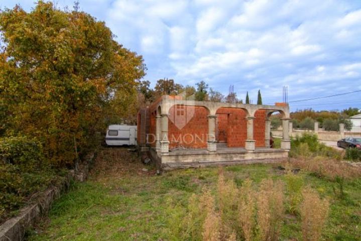 KRK, HOUSE UNDER CONSTRUCTION
