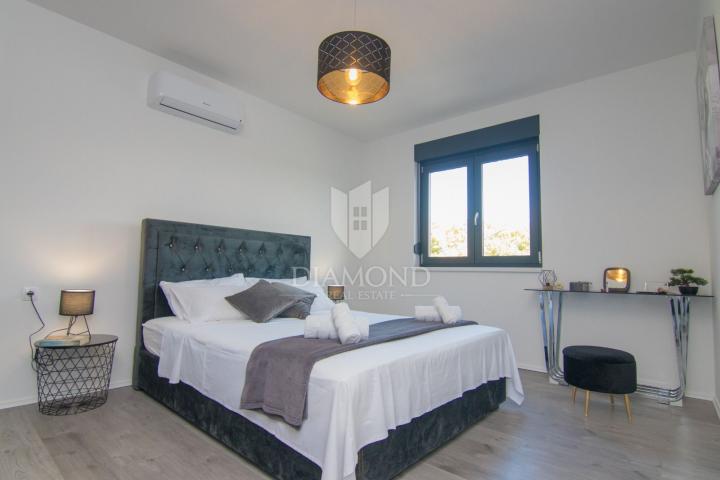 ŠILO, NEW HOLIDAY HOUSE WITH SWIMMING POOL