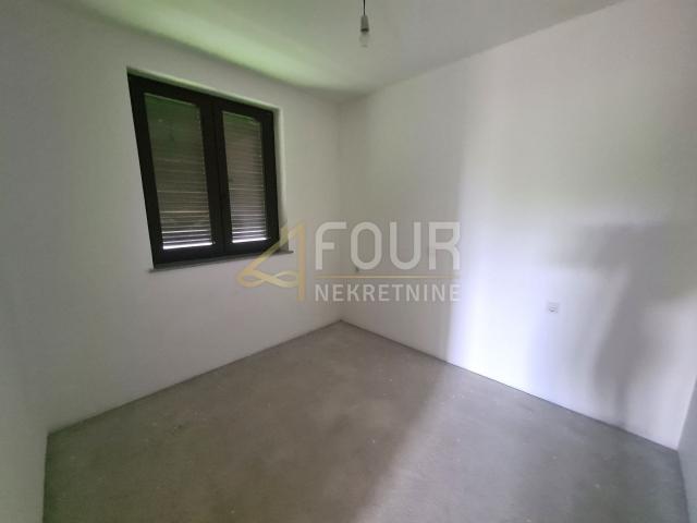 Otok Krk, Dobrinj - okolica, kuća s 2 stana, 112.98m2