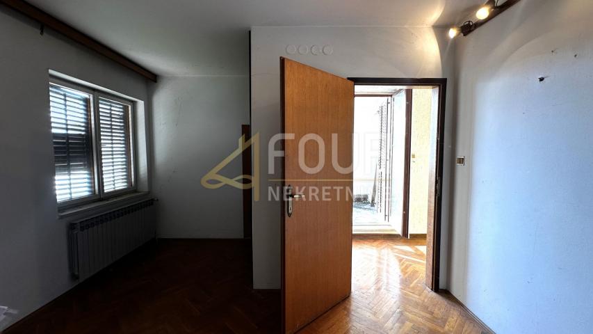Opatija, kuća s panoramskim pogledom na more, 302.31m2