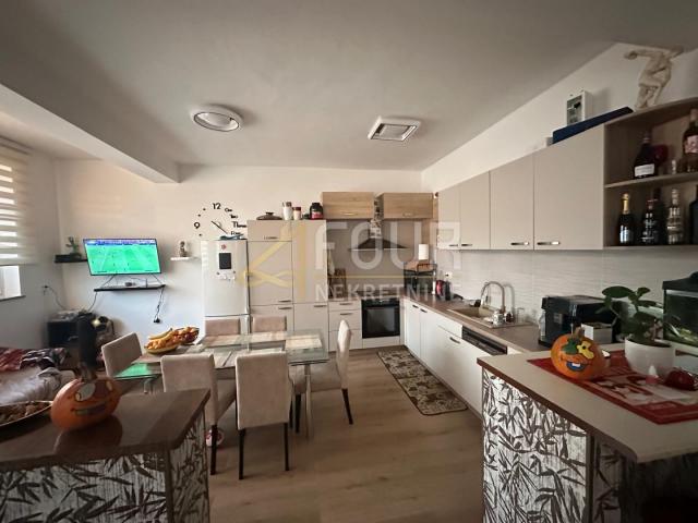 Flat Gregovica, Pula, 100,20m2