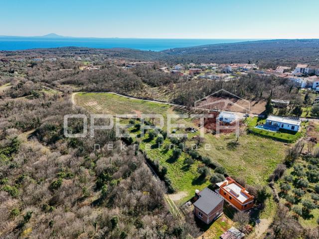 Peruški, Peruški, 3.198,00 m2, 250.000,00 EUR