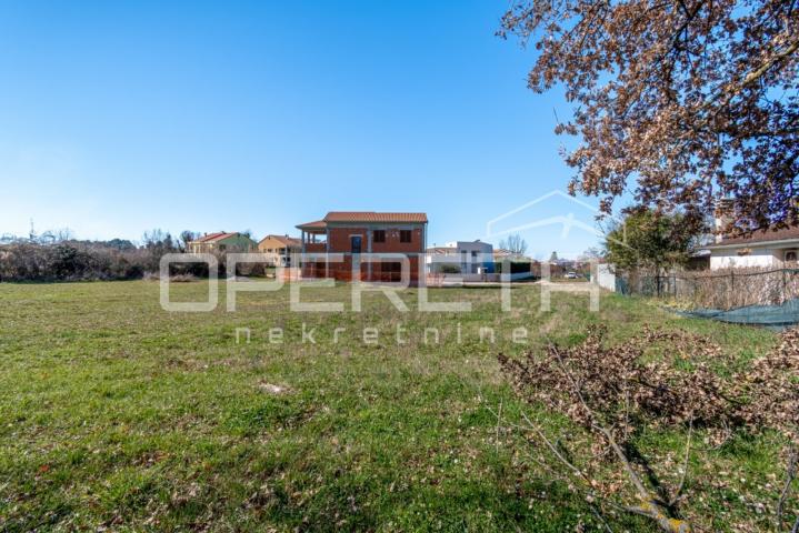 Dalmatinska , Funtana, 780,00 m2, 351.000,00 EUR