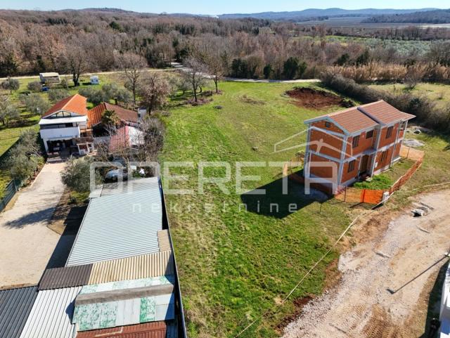 Dalmatinska , Funtana, 780,00 m2, 351.000,00 EUR