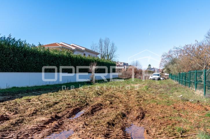 Dalmatinska , Funtana, 654,00 m2, 250.300,00 EUR