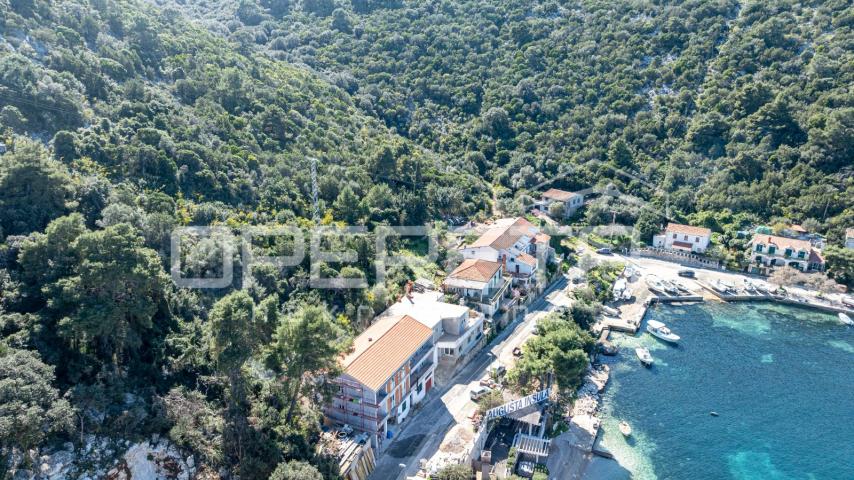 Investicijska prilika na Lastovu: Zemljište uz more, 5107 m2