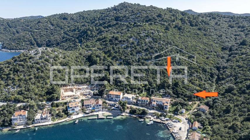Investicijska prilika na Lastovu: Zemljište uz more, 5107 m2