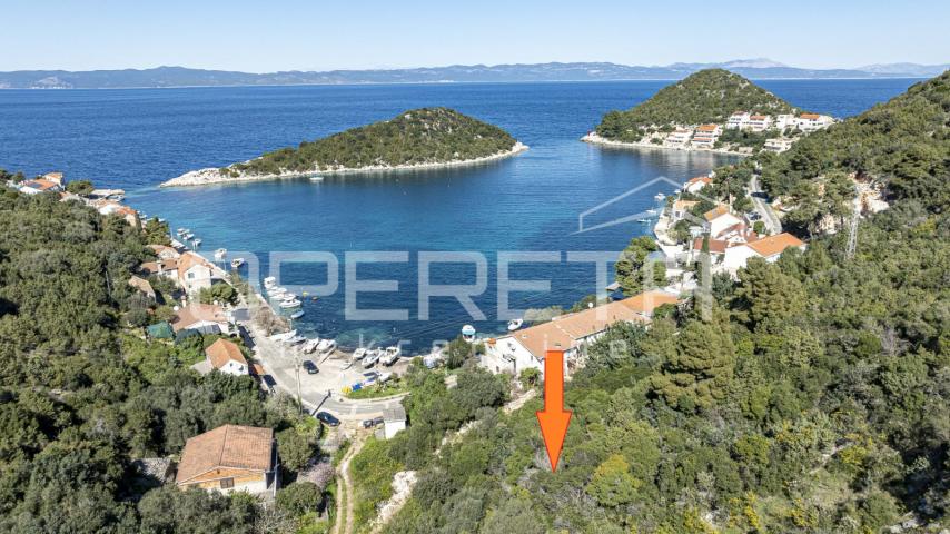 Investicijska prilika na Lastovu: Zemljište uz more, 5107 m2