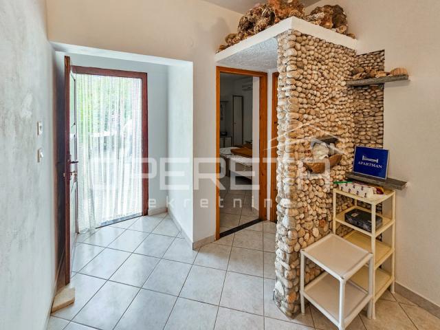Građevinsko zemljište s objektom u prvom redu do mora, Zastražišće, Hvar