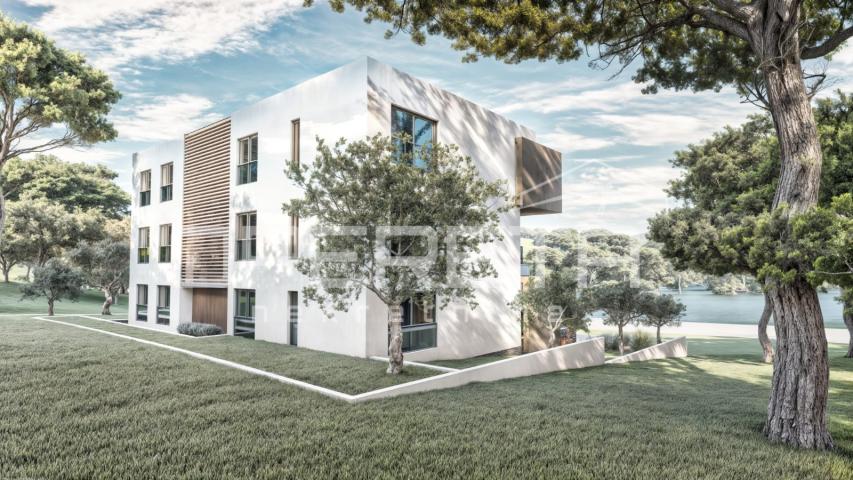Novogradnja 30 m od mora s pogledom na more, Rogoznica, 66 m2, 3sb