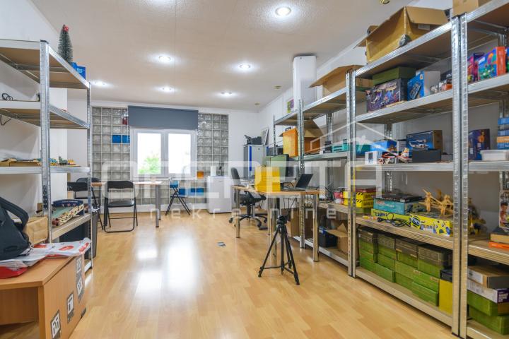 Najam, Ured, Botinec, Luje Naletilića, 720m2