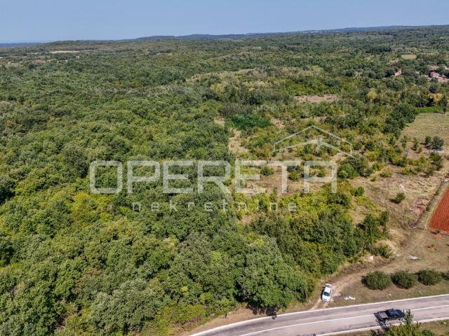 
Istra, Poreč-građevinsko zemljište T2 i T3 te poljoprivredno zemljište kod Pore