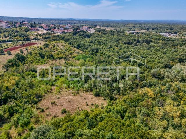 
Istra, Poreč-građevinsko zemljište T2 i T3 te poljoprivredno zemljište kod Pore