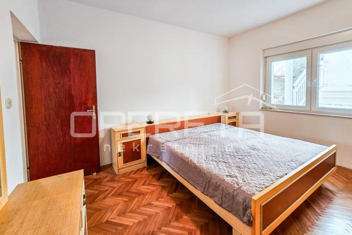 Stan za život ili investiciju u blizini Omiša i prekrasnih uvala