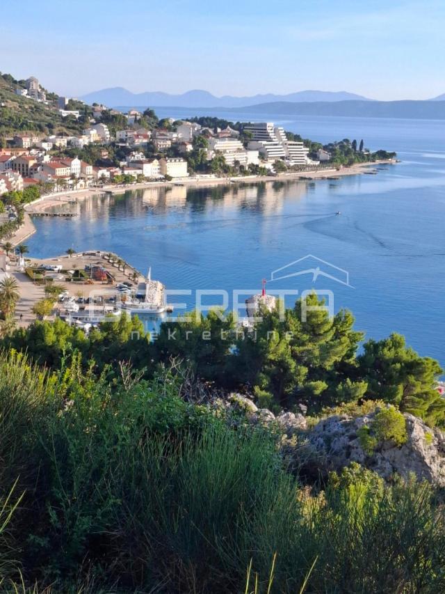Podgora - poljoprivredno zemljište s panoramskim pogledom 