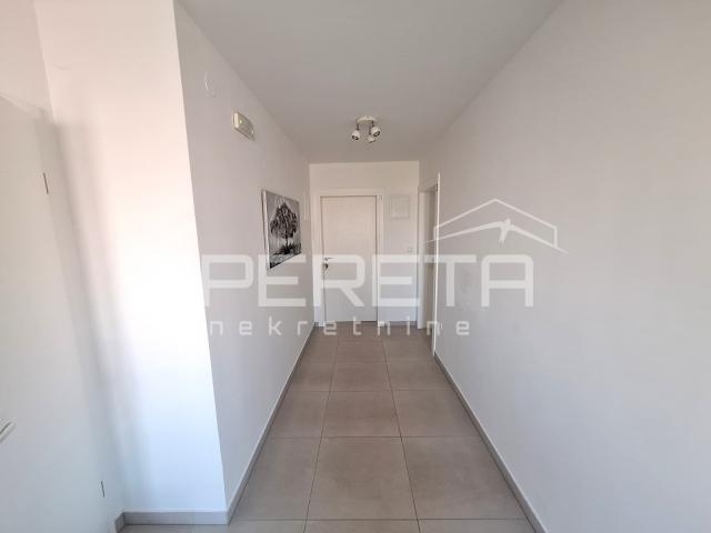 Prvi red do mora, 6 apartmana, Rogoznica!