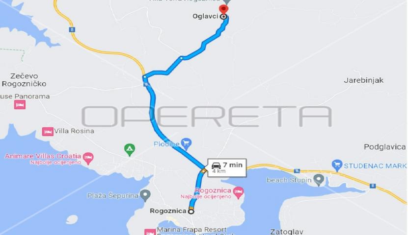 ROGOZNICA OKOLICA; ZEMLJIŠTE S POGLEDOM 28.000m2 ZA OPG I TURIZAM, POVOLJNO!