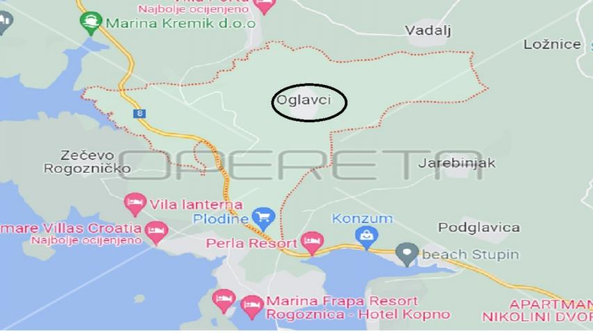 ROGOZNICA OKOLICA; ZEMLJIŠTE S POGLEDOM 28.000m2 ZA OPG I TURIZAM, POVOLJNO!