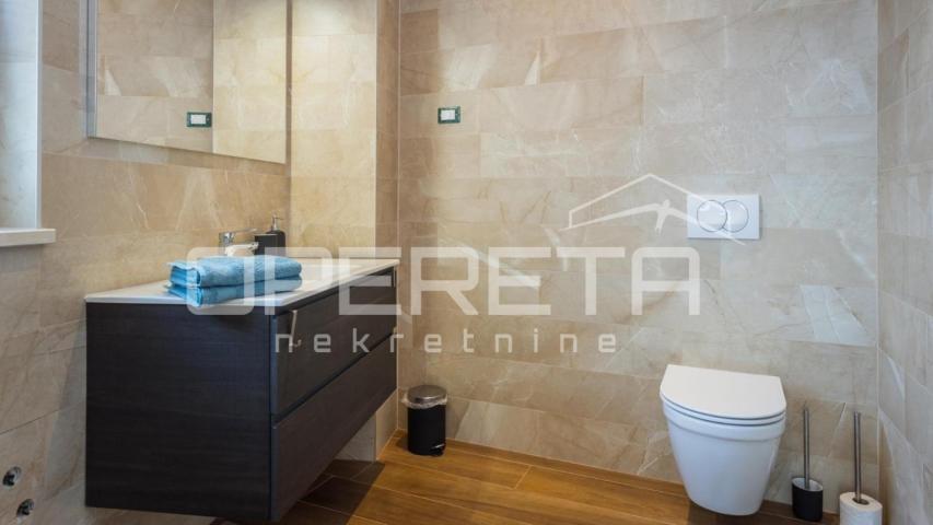 Istra, Poreč okolica- moderna dvojna kuća s bazenom