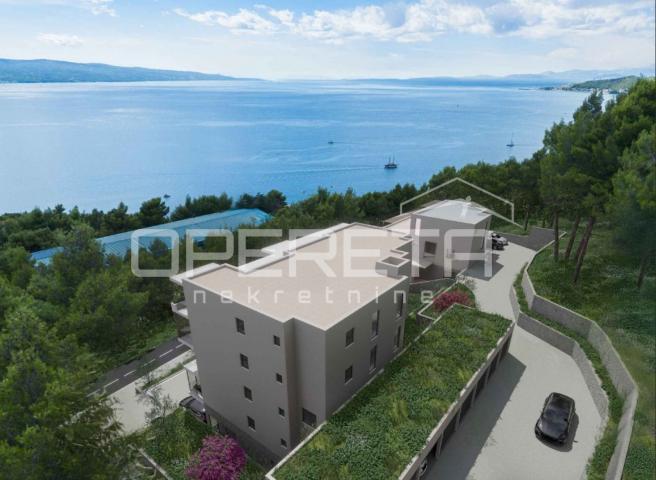 Omiš, novogradnja: dvosoban stan s liftom, balkonom i pogledom na more