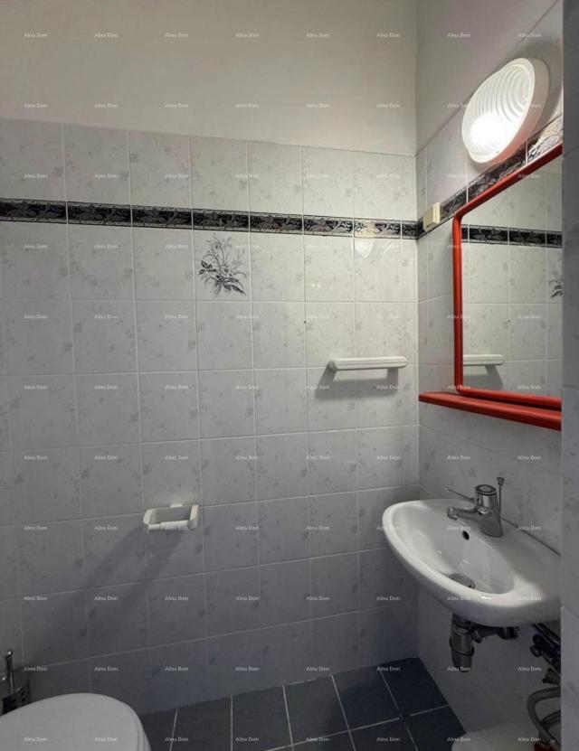 Business premise ISTRA, LABIN – COMMERCIAL SPACE IN THE OLD TOWN