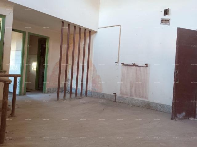 Poslovni prostor KRŠAN, Na prodaju –veliki poslovni prostor , 280 m²
